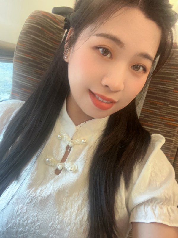 Lin的第三张照片--驻马店相亲服务中心