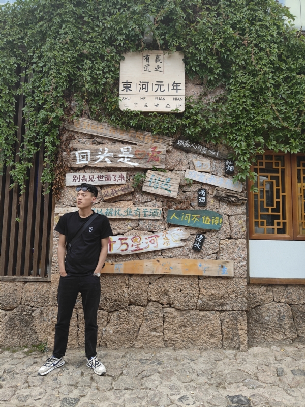 洛丿的第一张照片--驻马店相亲服务中心