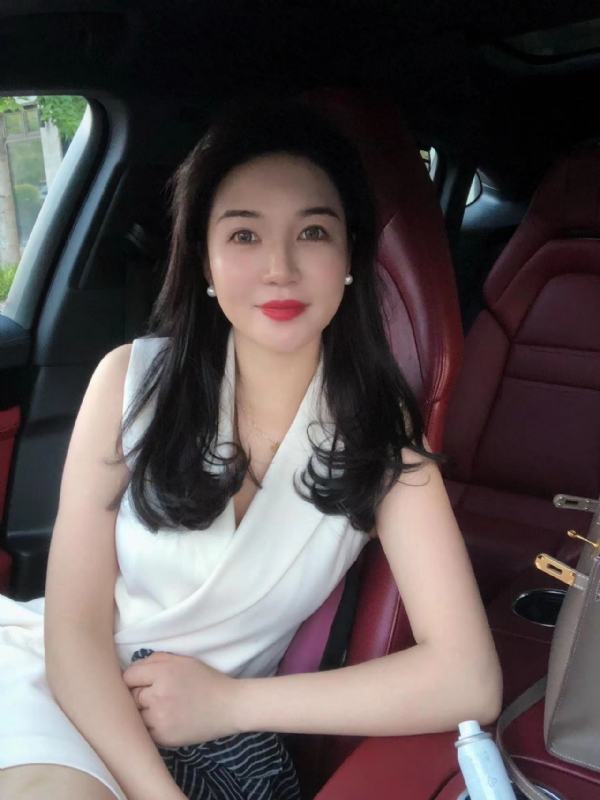 小雨的第一张照片--驻马店相亲服务中心