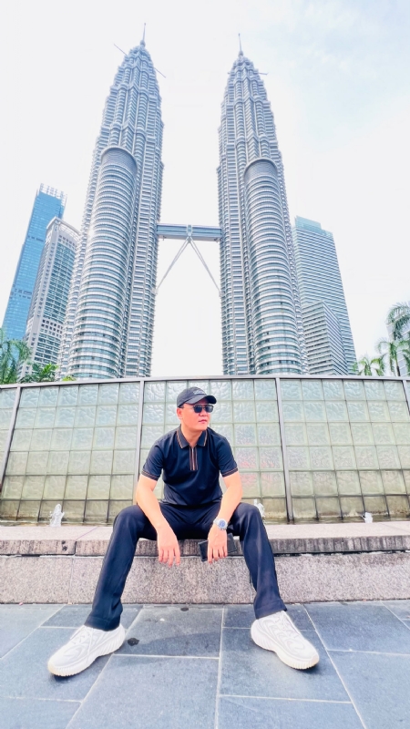 dikson的第八张照片--驻马店相亲服务中心