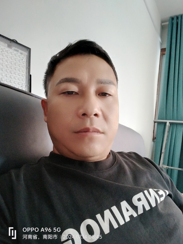 楚辞的第一张照片--驻马店相亲服务中心