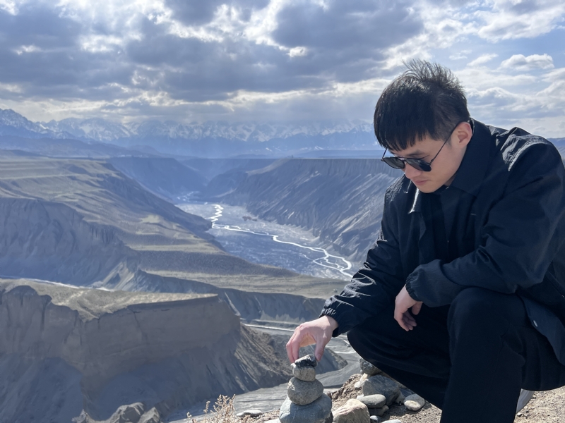 蓦然回首的第一张照片--驻马店相亲服务中心