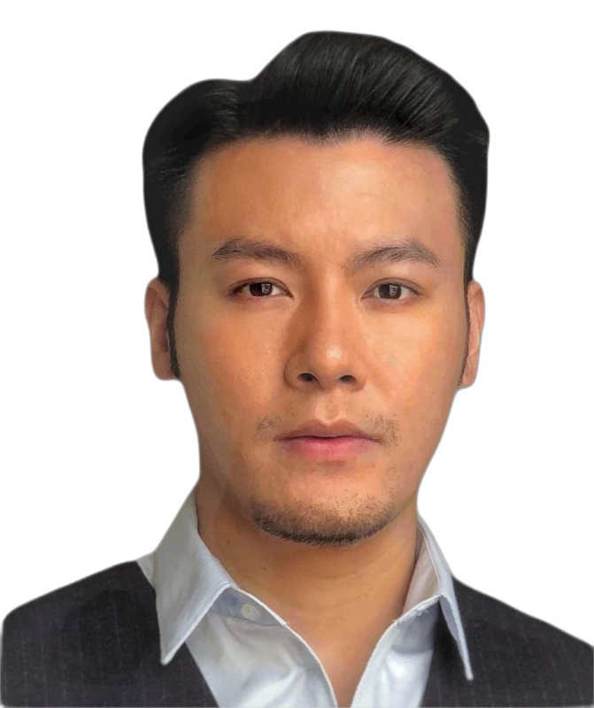 怀揣梦想的第一张照片--驻马店相亲服务中心