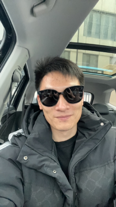 男孩的第一张照片--驻马店相亲服务中心