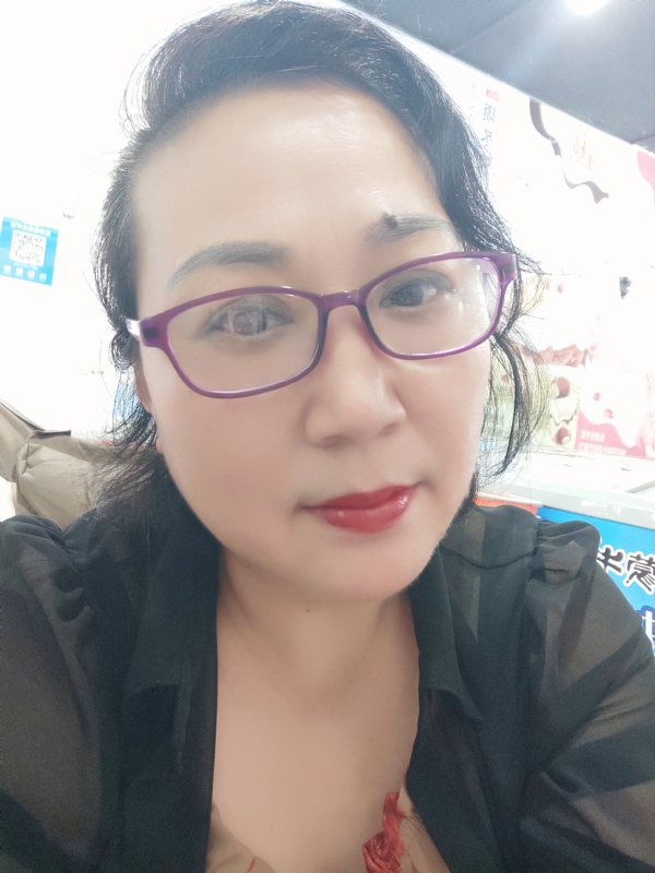 娜财娜福的第一张照片--驻马店相亲服务中心