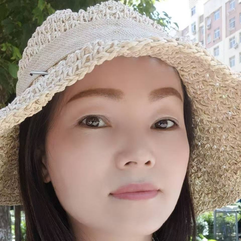 蓝妮的第二张照片--驻马店相亲服务中心