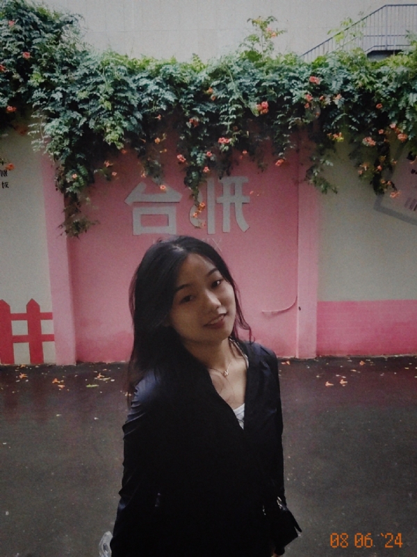 范范的丸子头的第一张照片--驻马店相亲服务中心