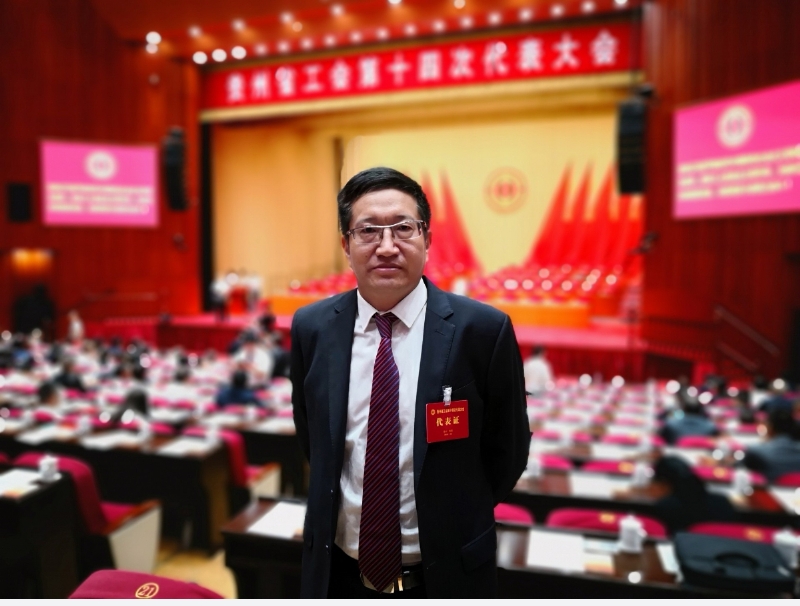 蓝天雁的第一张照片--驻马店相亲服务中心