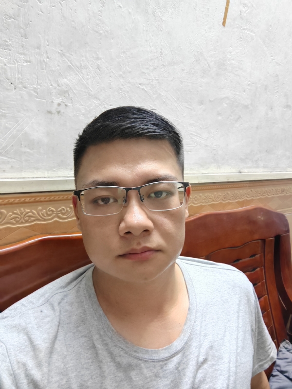 陈秋新的第一张照片--驻马店相亲服务中心