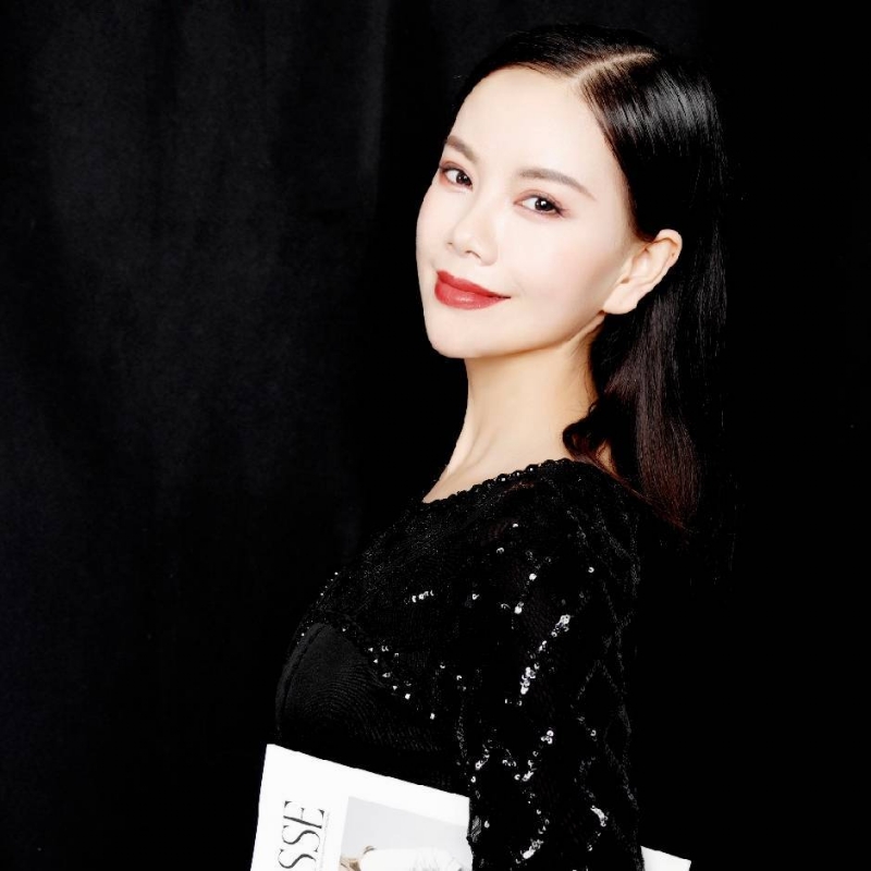 甜以待人的第三张照片--驻马店相亲服务中心