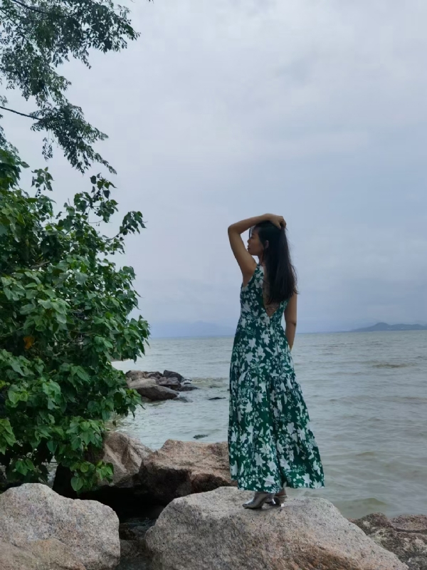 甜以待人的第四张照片--驻马店相亲服务中心