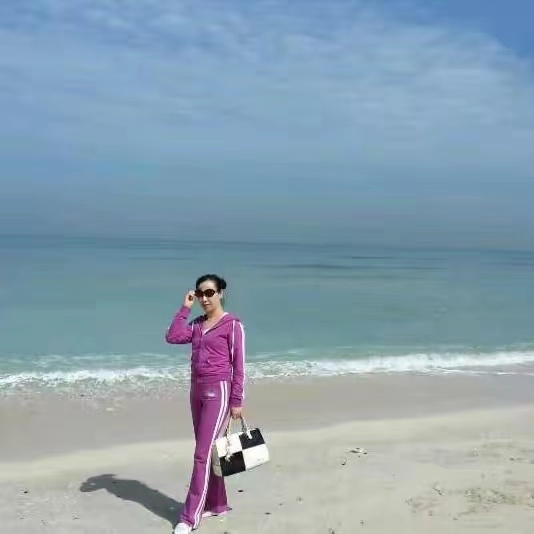 红红的第一张照片--驻马店相亲服务中心