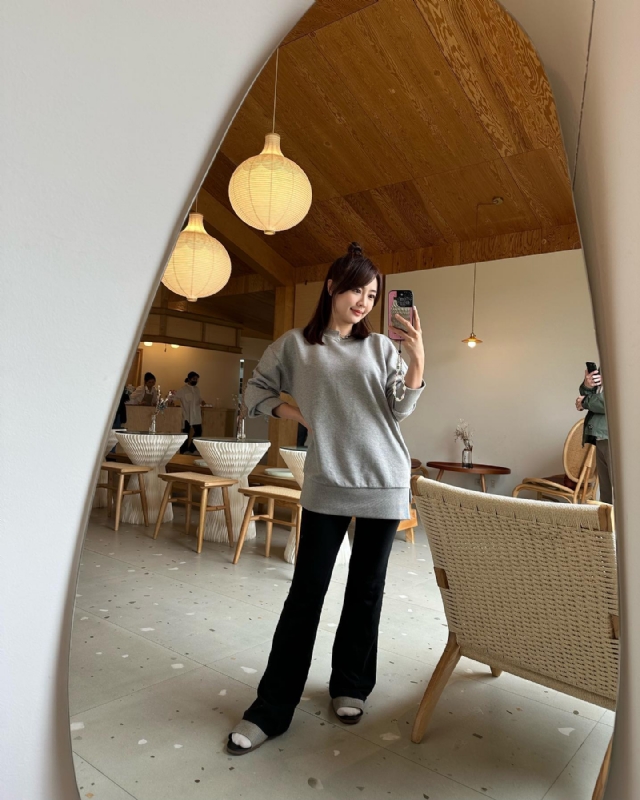 蓝色天空的第二张照片--驻马店相亲服务中心