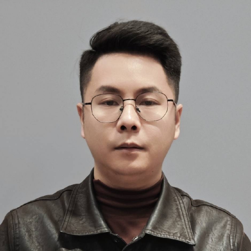 山城一老狗的第一张照片--驻马店相亲服务中心