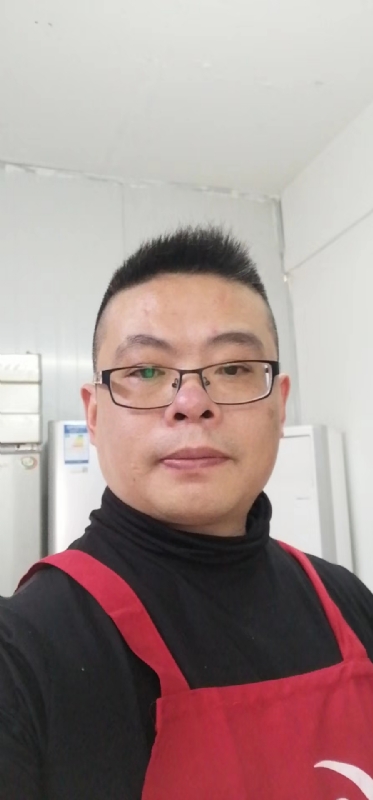 努力奋斗的第一张照片--驻马店相亲服务中心