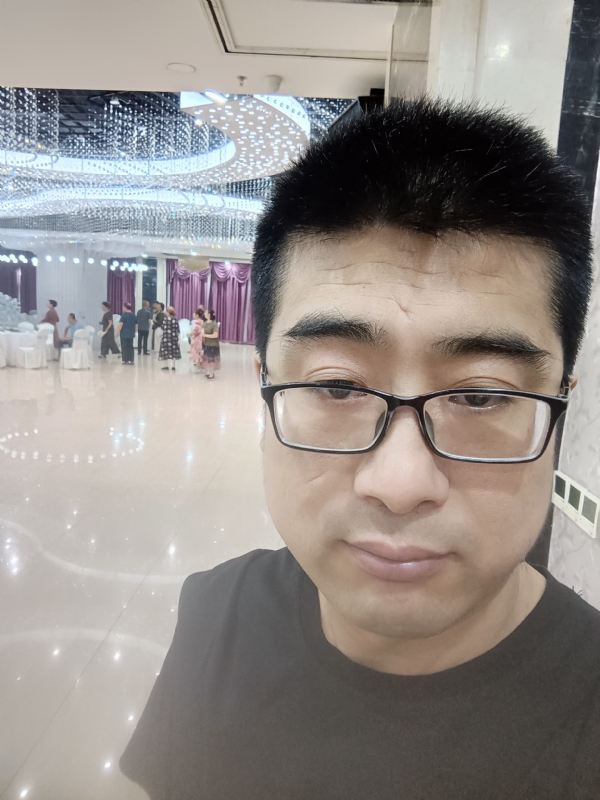 晴天的第三张照片--驻马店相亲服务中心