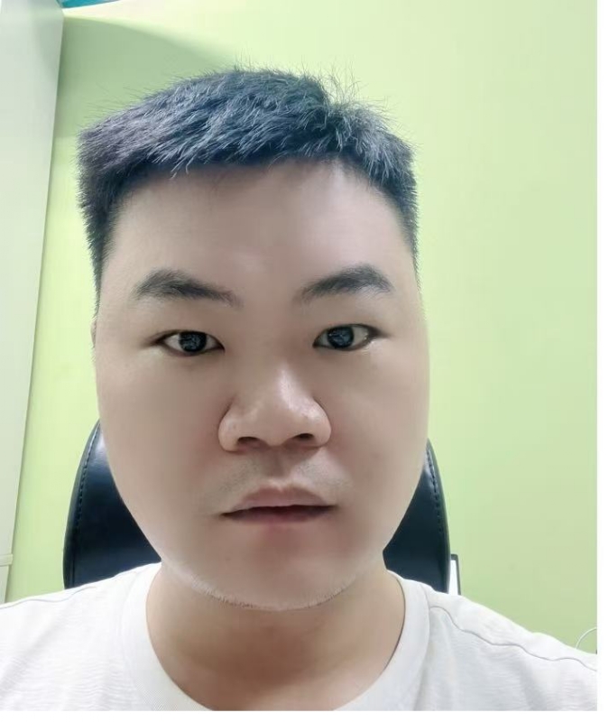 初白的第一张照片--驻马店相亲服务中心