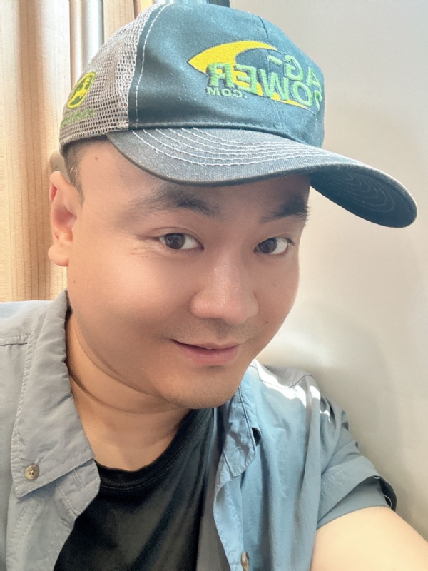 冰的第二张照片--驻马店相亲服务中心