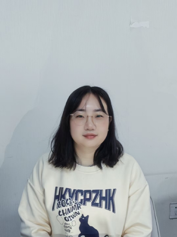 雪舞的第一张照片--驻马店相亲服务中心