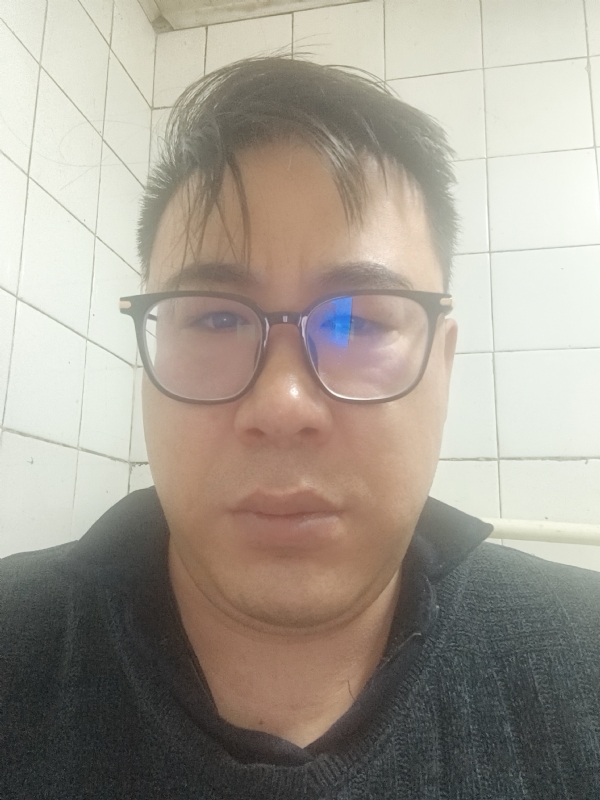 迷失自我的第一张照片--驻马店相亲服务中心