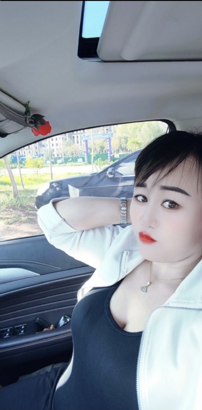 王芳燕的第五张照片--驻马店相亲服务中心