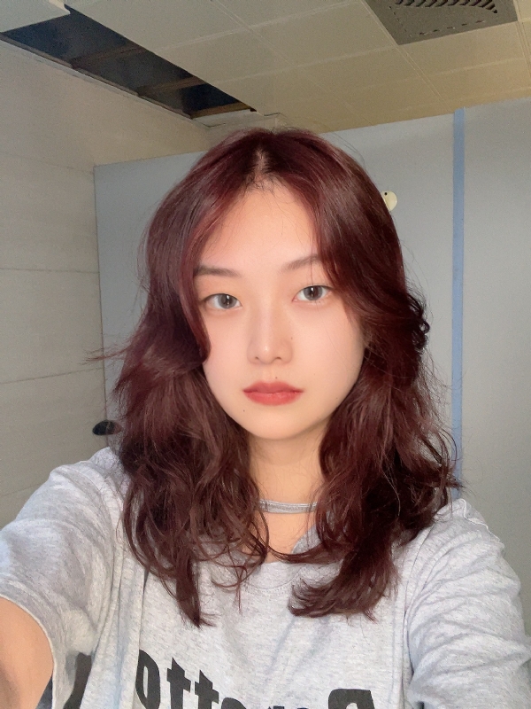 Holy的第二张照片--驻马店相亲服务中心