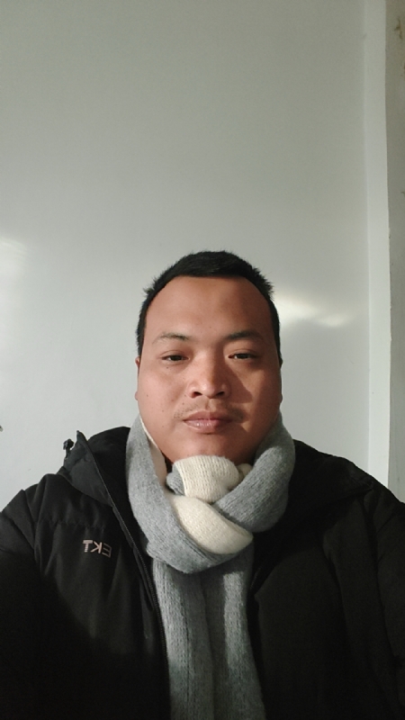 猪小凯的第一张照片--驻马店相亲服务中心