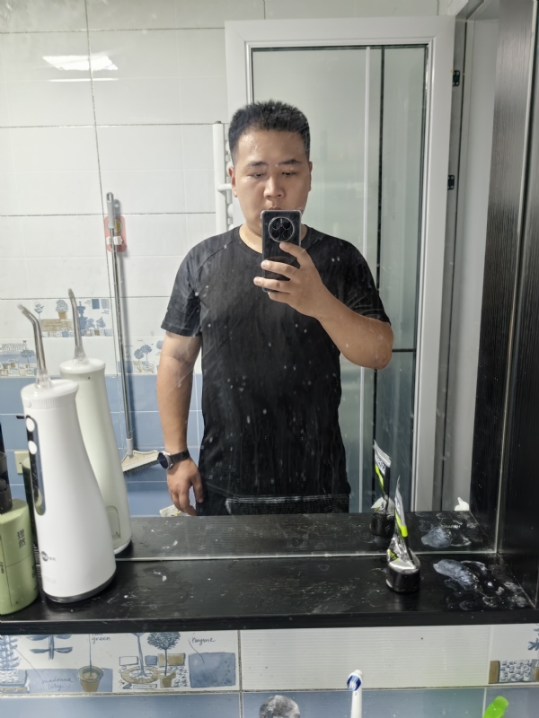 孙老师儿的第一张照片--驻马店相亲服务中心