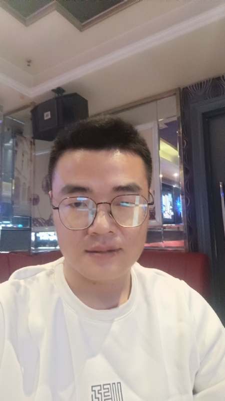 骑着蜗牛撵大象的第一张照片--驻马店相亲服务中心