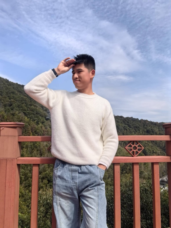 颜SEME的第一张照片--驻马店相亲服务中心