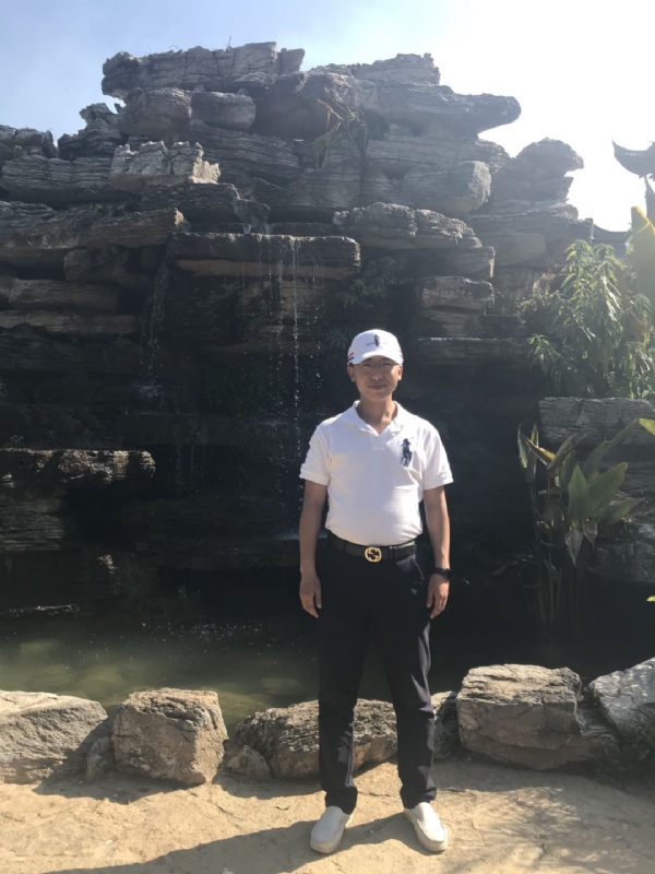 Lin的第三张照片--驻马店相亲服务中心