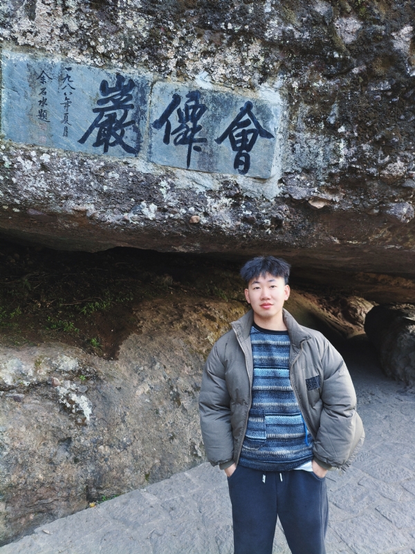 帅邓拖网速的第二张照片--驻马店相亲服务中心