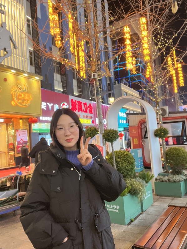 灵芽的第一张照片--驻马店相亲服务中心