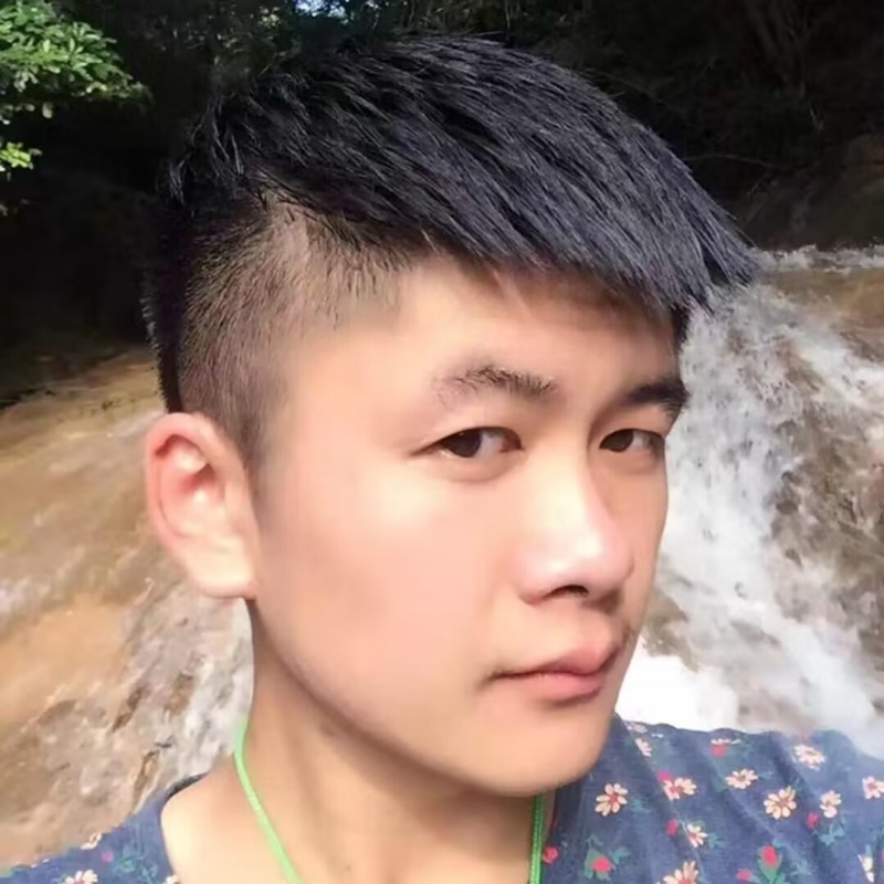 微笑的第一张照片--驻马店相亲服务中心