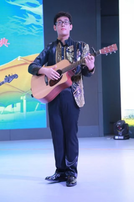 一叶知秋ZG的第一张照片--驻马店相亲服务中心