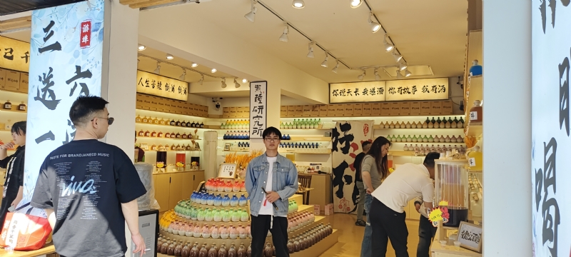 lilili109y的第三张照片--驻马店相亲服务中心