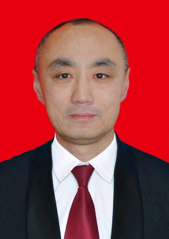 骏瑞的第四张照片--驻马店相亲服务中心