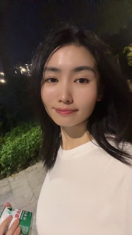 pan的第一张照片--驻马店相亲服务中心