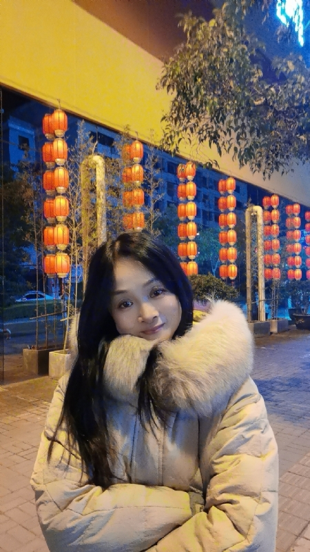 伊伊的第二张照片--驻马店相亲服务中心