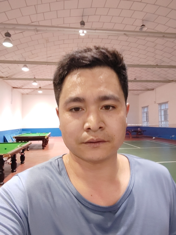 苏先生的第一张照片--驻马店相亲服务中心