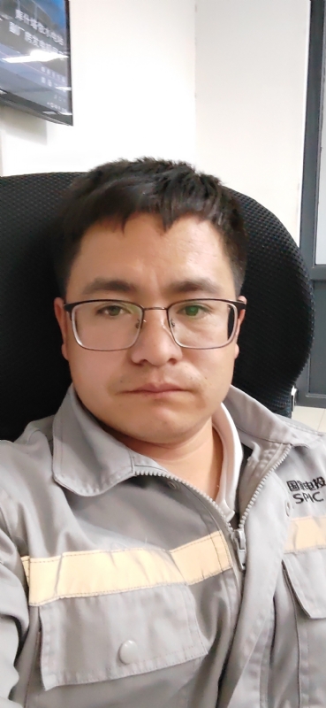 苏先生的第三张照片--驻马店相亲服务中心