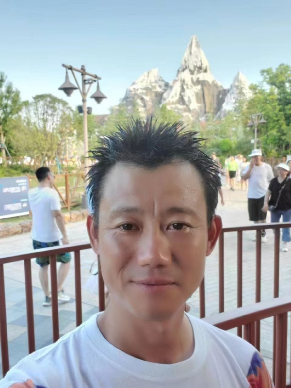 艾氏涂料博的第一张照片--驻马店相亲服务中心