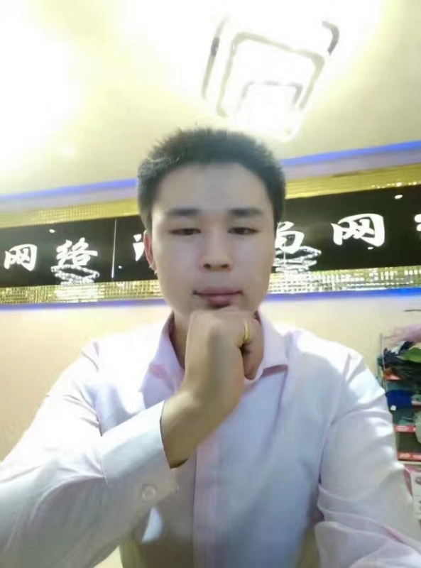 沉默寡言的第一张照片--驻马店相亲服务中心