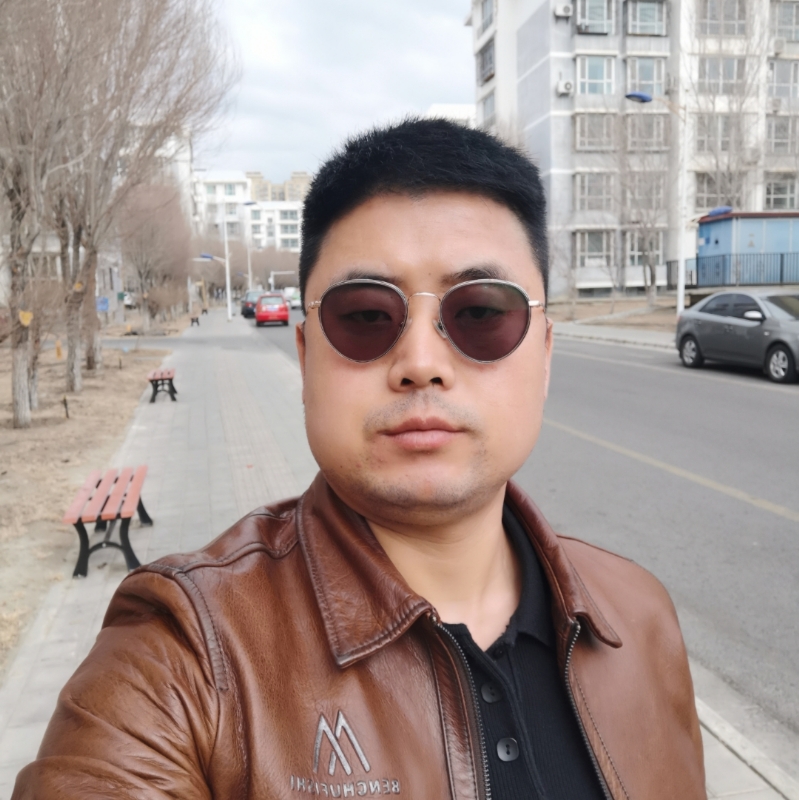 月下听风的第一张照片--驻马店相亲服务中心