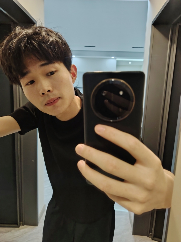 杨苏帝的第二张照片--驻马店相亲服务中心