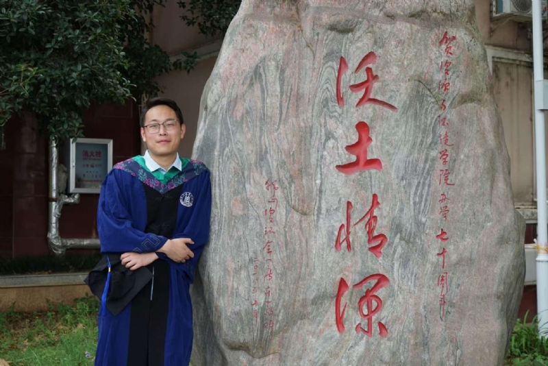 落寂星辰的第四张照片--驻马店相亲服务中心