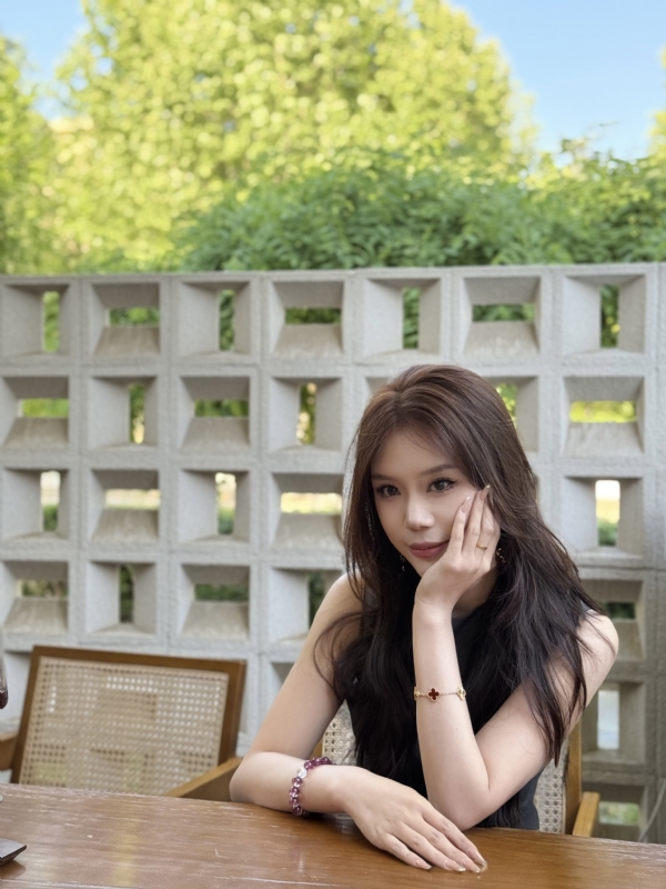 林林的第四张照片--驻马店相亲服务中心