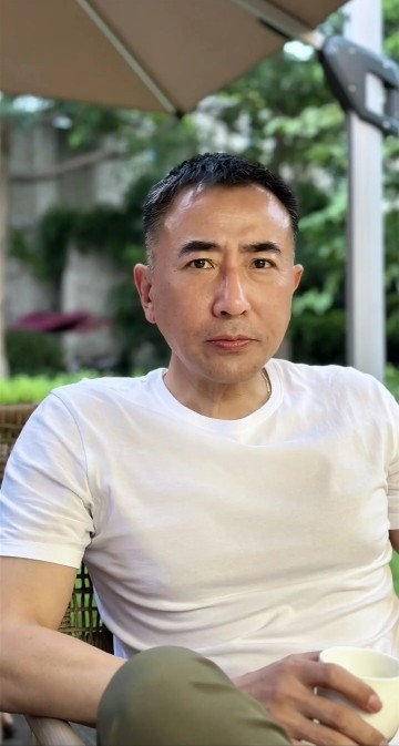 厚德载福的第一张照片--驻马店相亲服务中心