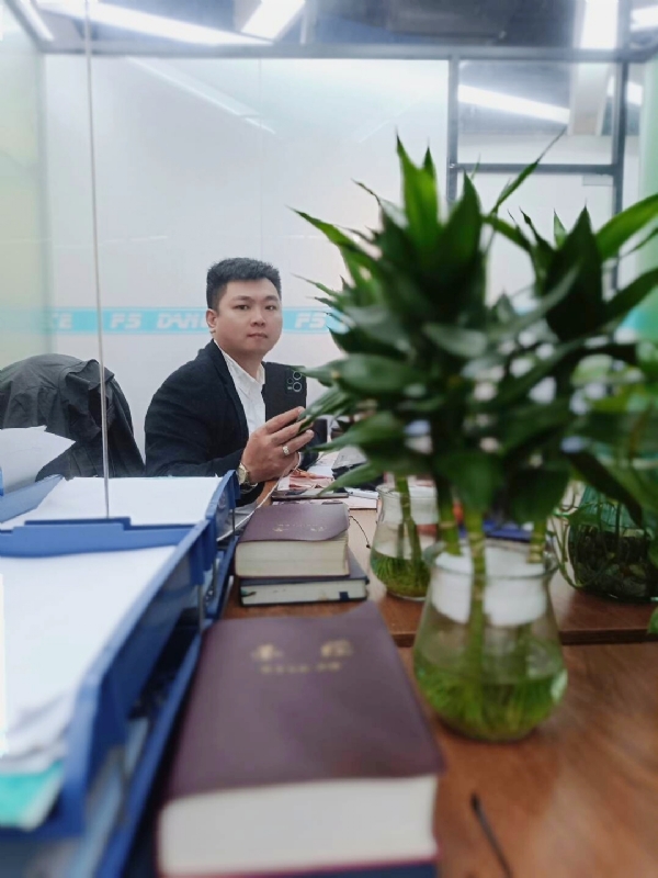 杨某人的第一张照片--驻马店相亲服务中心