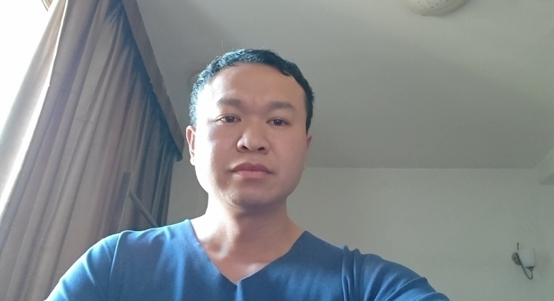 凉介的第一张照片--驻马店相亲服务中心